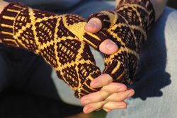 mitts front